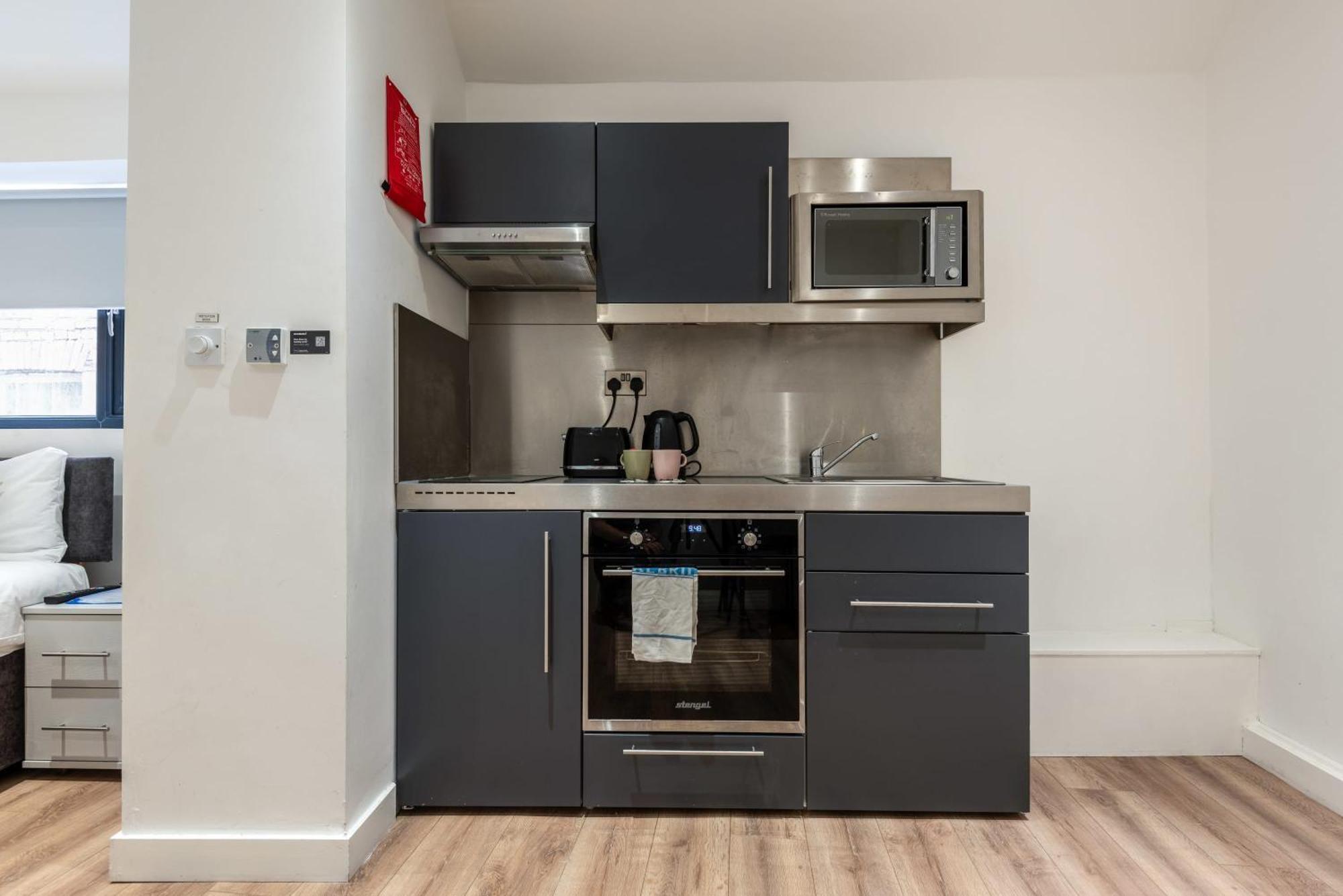 Charming Studio Apartment In Central 셰필드 외부 사진